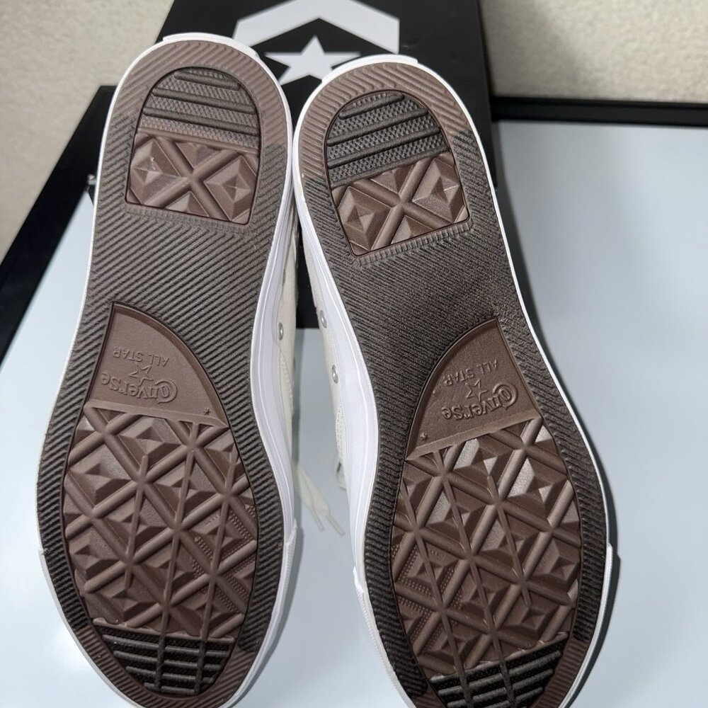 Converse CTAS Malden Street Mid Top Shoes Vintage White Sneakers Men’s Size 11 - Picture 6 of 9